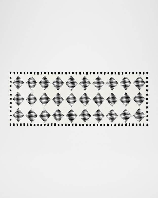 Houndstooth Check Diamond Runner, 3' x 8'
